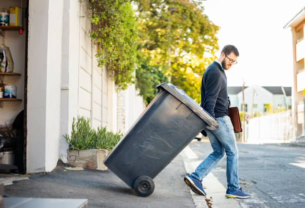Best Yard Waste Removal  in Bannockburn, IL